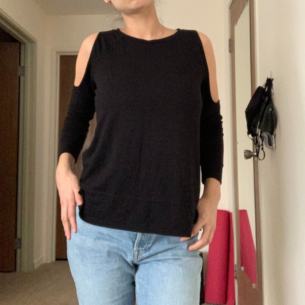 Cupcakes & Cashmere Cold Shoulder Top